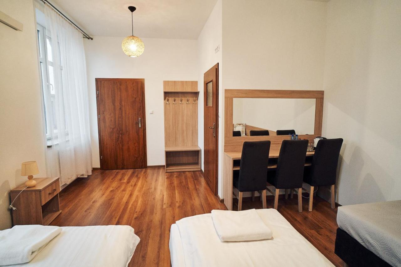 Hotel Lilia Włoszczowa Eksteriør billede