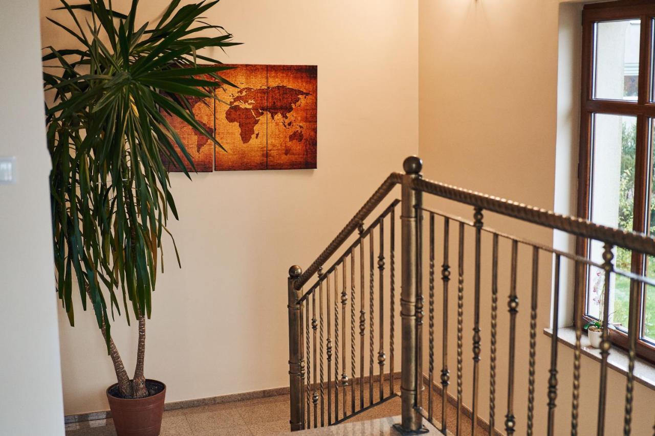 Hotel Lilia Włoszczowa Eksteriør billede